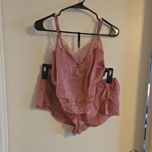 Chic Lace Trim Sleepwear Set in Rose